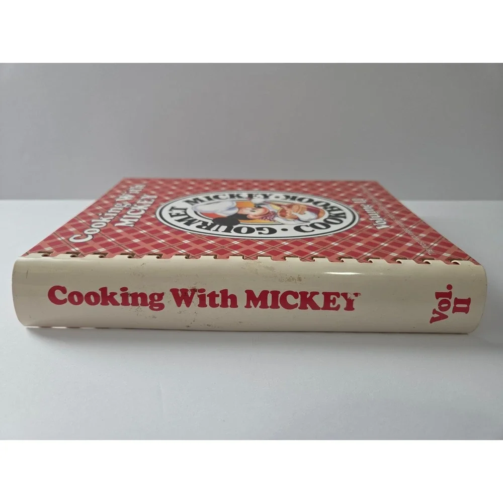 Cooking With Mickey Gourmet‎ Mickey Cookbook Volume II Disney World Disneyland